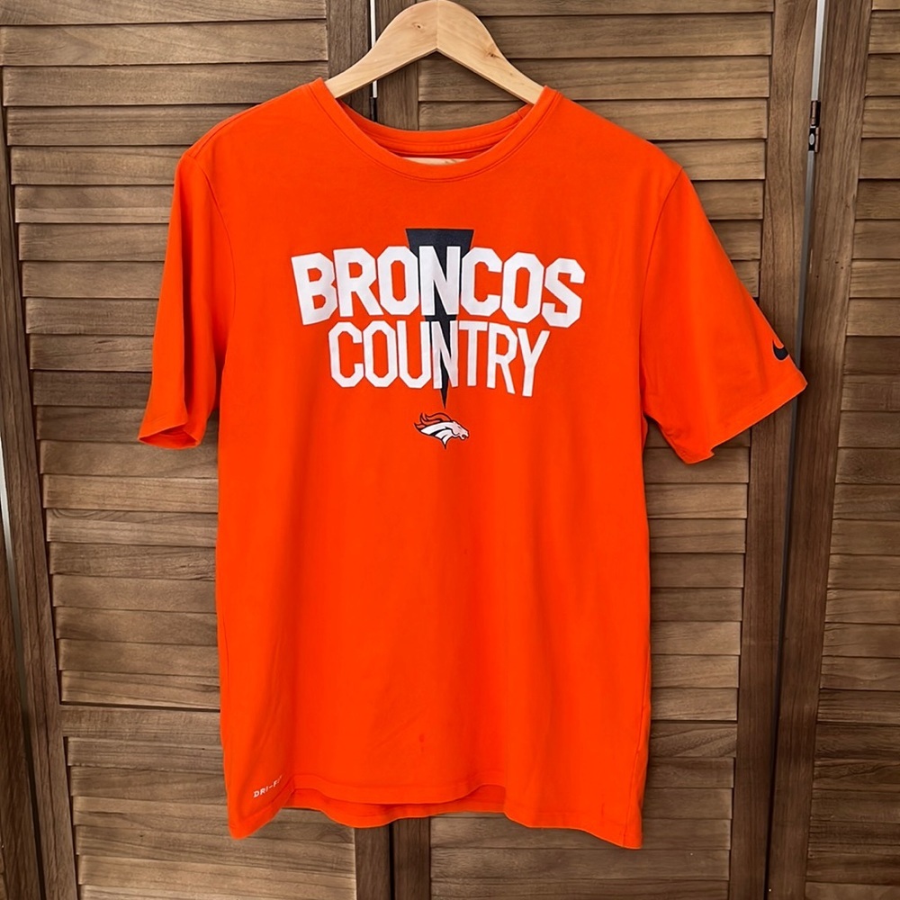 Nike‎ Denver Broncos dri-fit tshirt size L